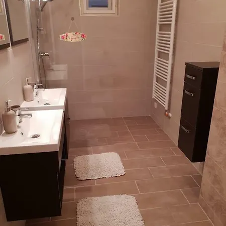 Agika Apartman *