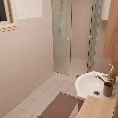 Apartment Agika Apartman *